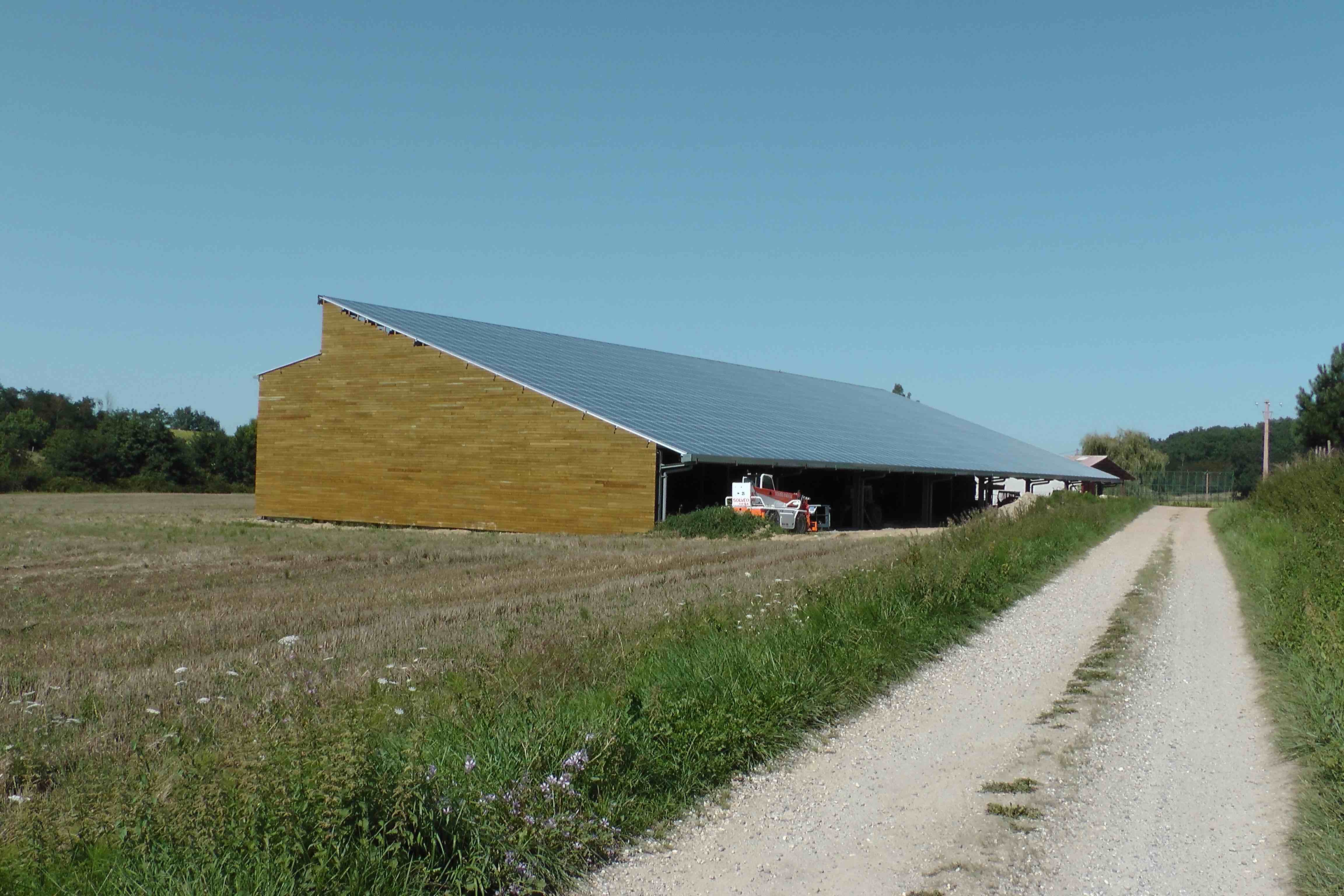 hangar et toiture photovoltaique agricole